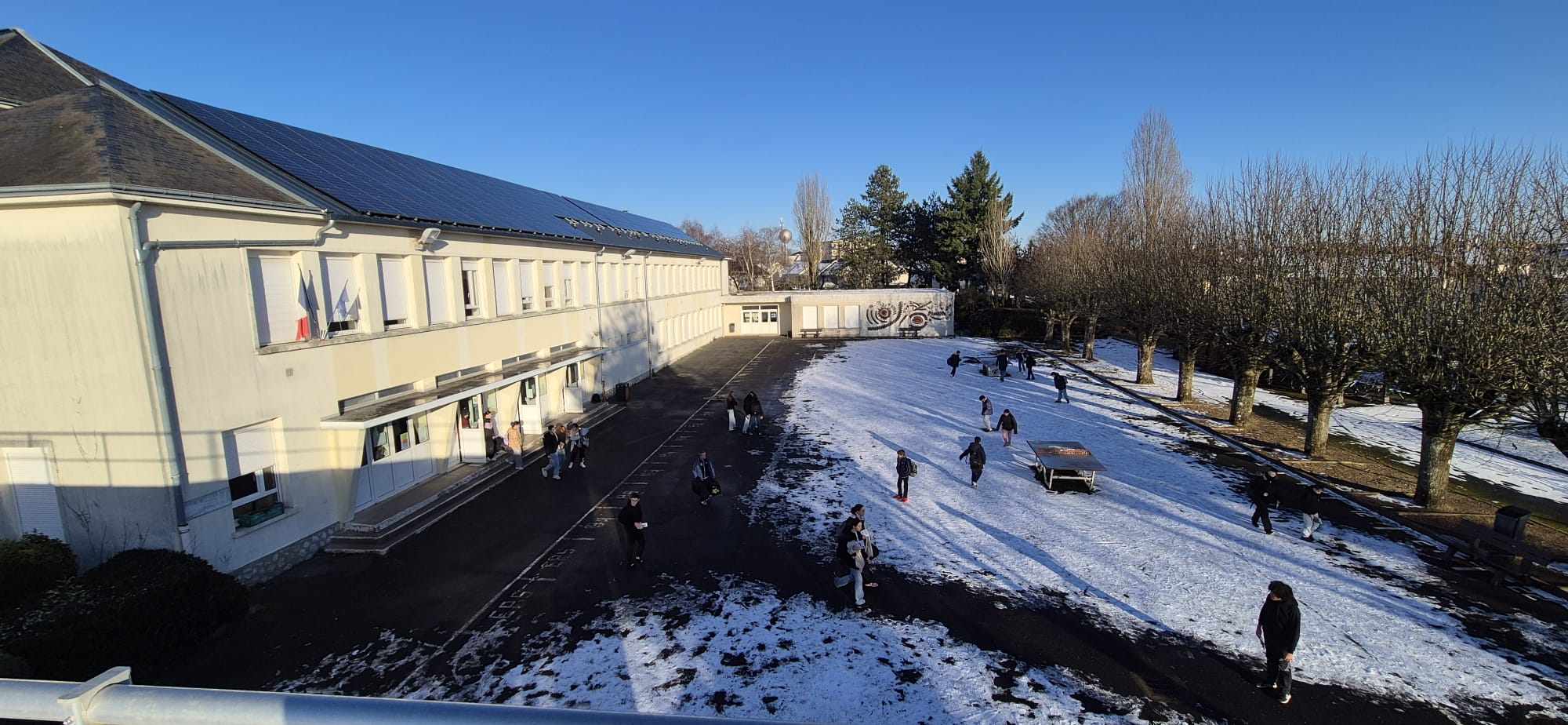 Entrée de l’établissement